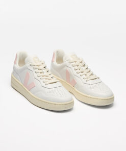 Alternative view of V-90 LEATHER WHITE PETALE