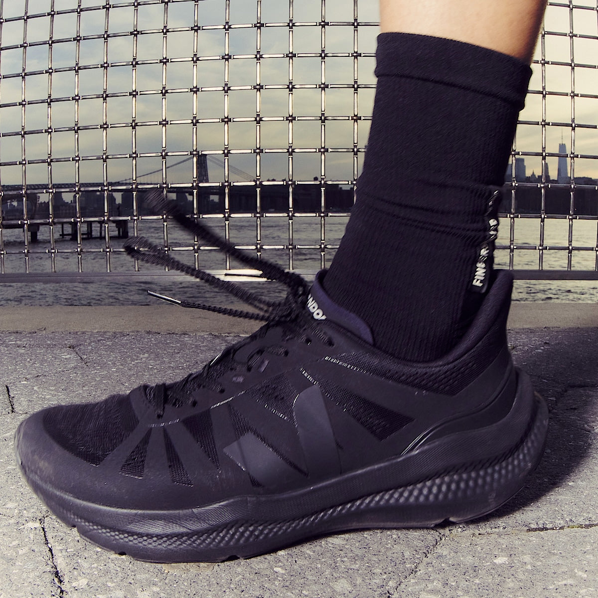 CONDOR 3 ENGINEERED-MESH FULL BLACK - Image 4